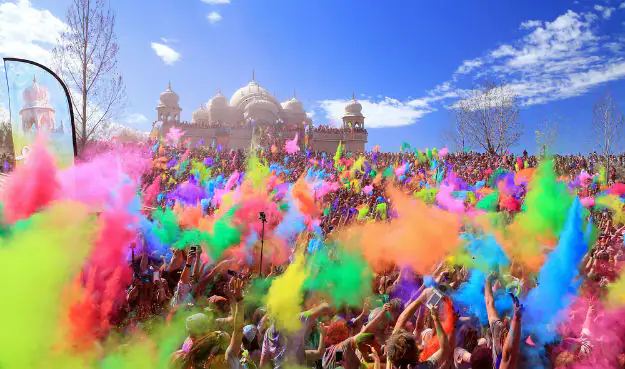 India | National Holi Festival holiday festival world calandar booking hotel flight deals ideas