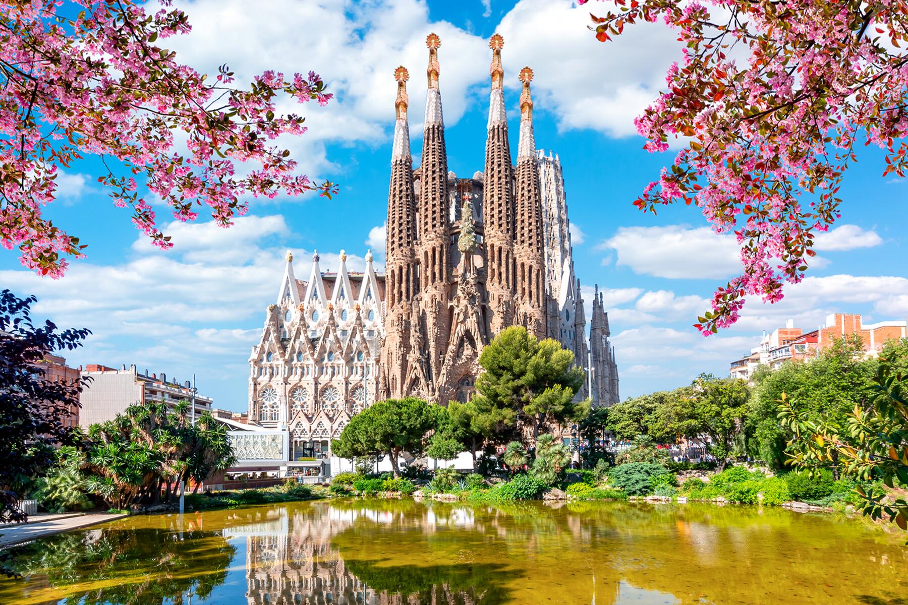 Private Gaudi Barcelona tour Sagrada Familia and Park Guell Tickets hotl flight deal best time to visit spain