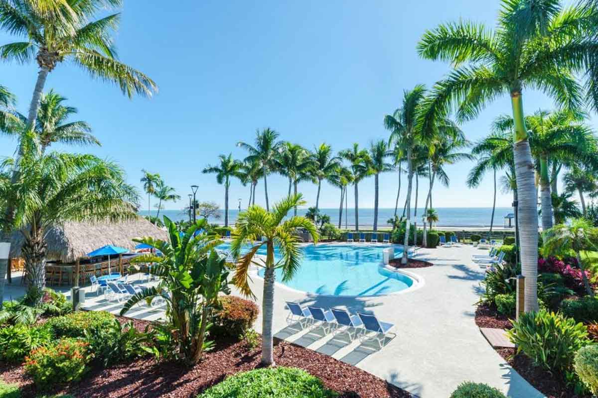 key-west-hotel-orlando-florida--festival-hawaii-Things-to-do-in-florida-travel-calendar-ideas-booking-hotel-flight-deals-Florida-travel-destinations-Cheap-travel-to-Florida